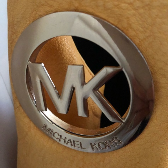 Michael Kors Leather Hobo bag - Picture 2 of 7